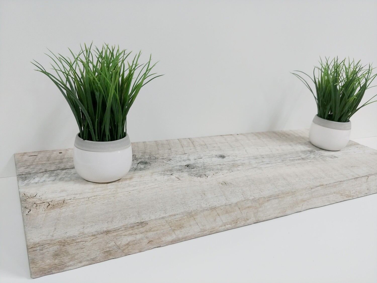 Home Zero Center Floating Shelf